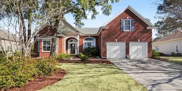 728 Camden Circle