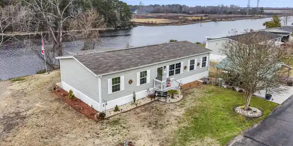 801 Waterway Dr.