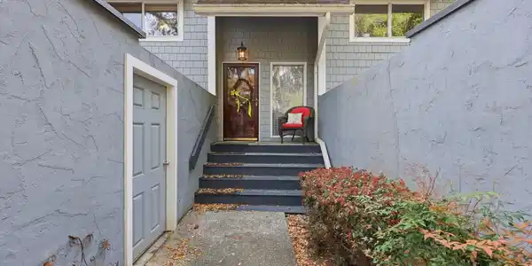 Image 4 Image 4