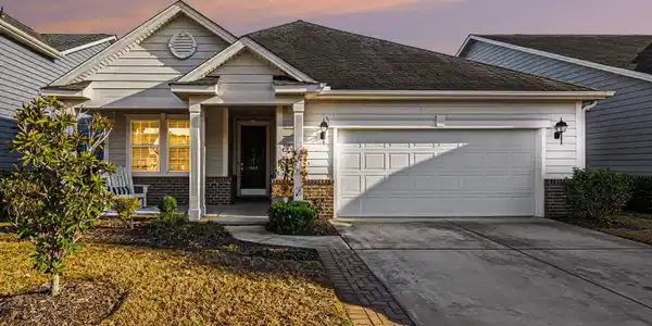 1560 Legacy Loop