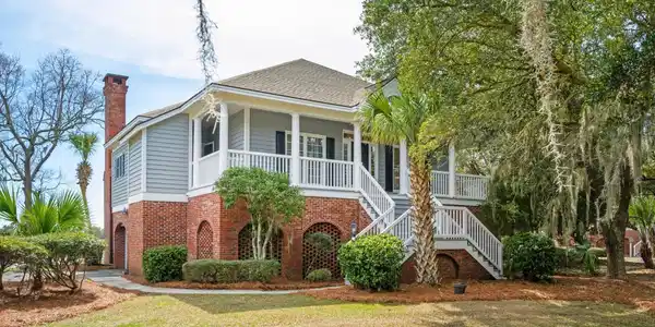261 Marsh Lake Dr.