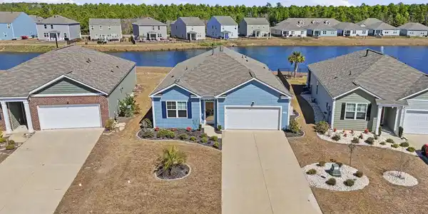 3689 Bells Lake Circle