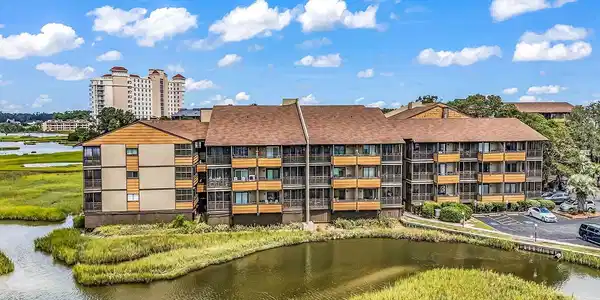 9501 Shore Dr.