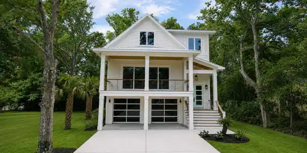 713 3rd Ave. N