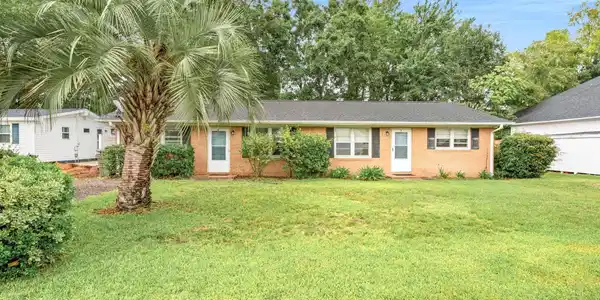 1019 Bay Rd.