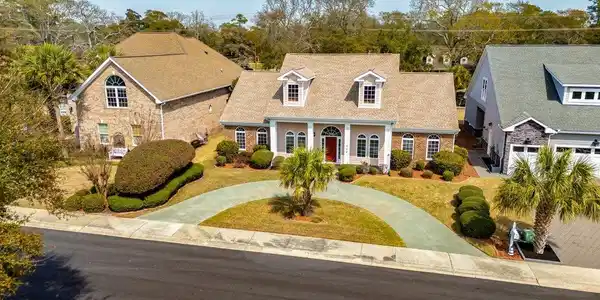 712 East Coast Ln.