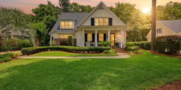 98 Hunters Oak Ct.