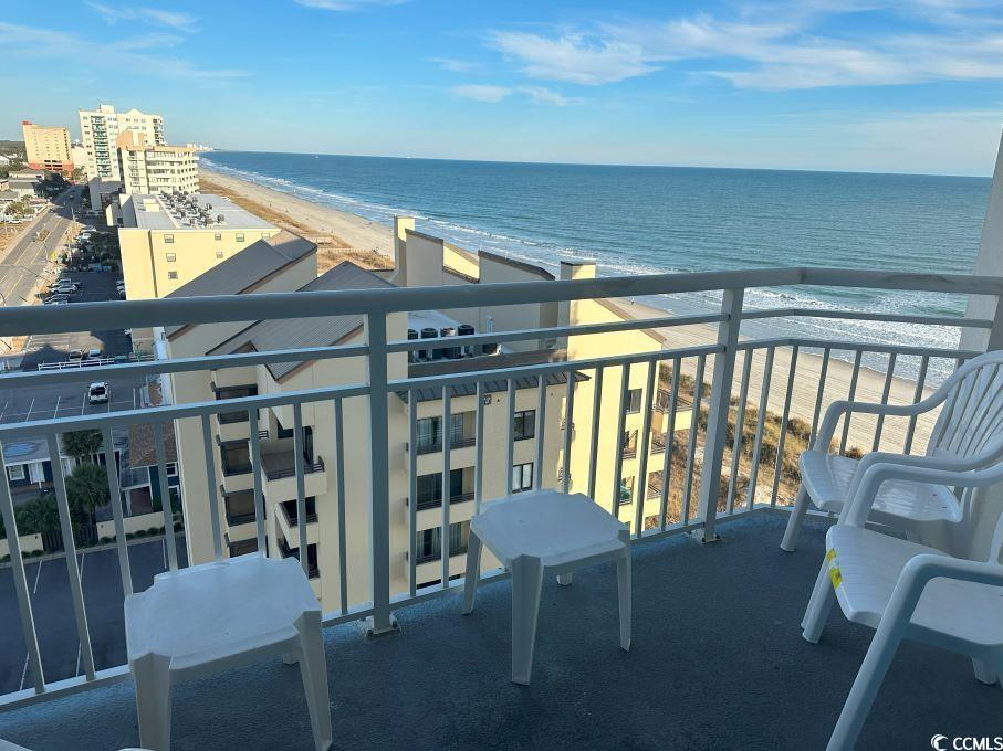Image 2: Balcony with a water view and a view of the beach Image 2: Balcony with a water view and a view of the beach