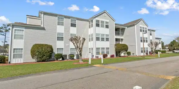 2280 Andover Dr.