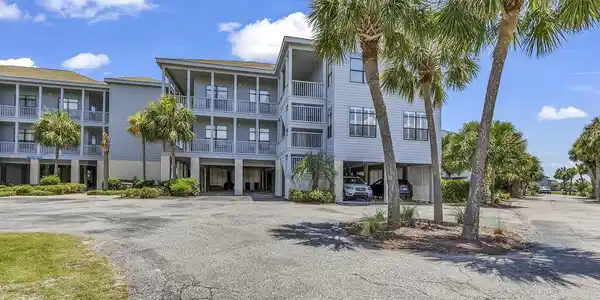 35 Inlet Point Dr.