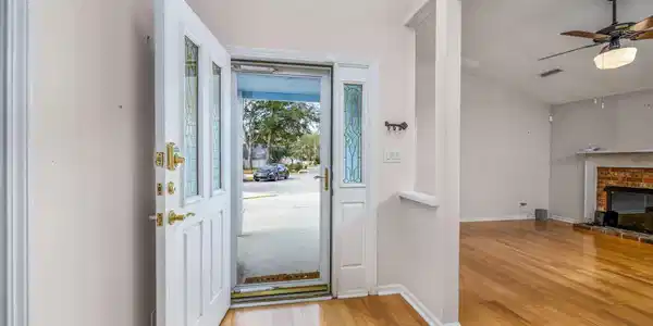 Image 4 Image 4