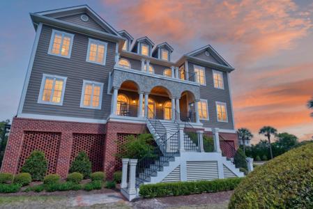 2254 S Waccamaw Dr.