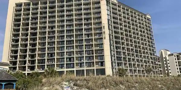 4800 S Ocean Blvd.