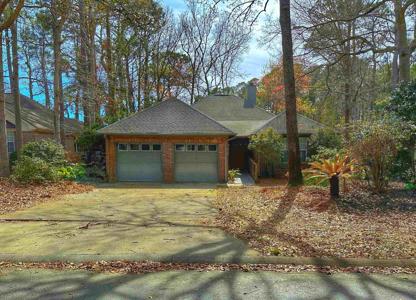 3174 River Bluff Ln.
