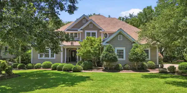 99 Hunters Oak Ct.