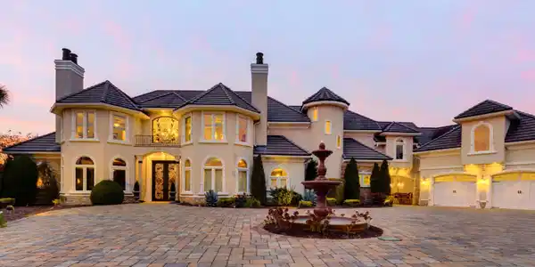 2715 Ships Wheel Dr.