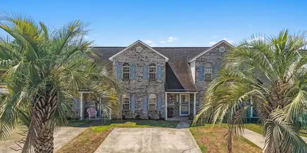 180 Parkway Ln.