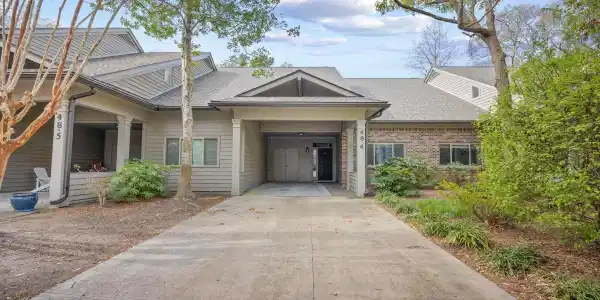 48 Twelve Oaks Dr.