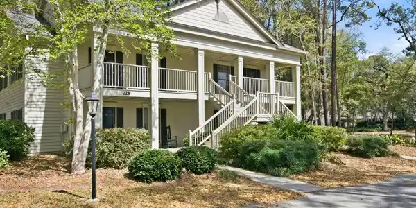 225 Tanglewood Dr.
