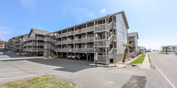 9621 Shore Dr.
