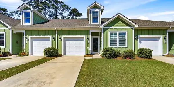 112 Vineyard Place
