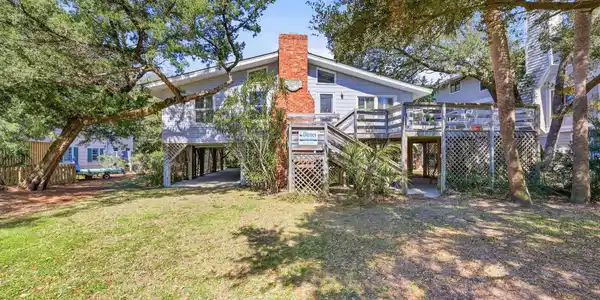 91 Parker Dr.