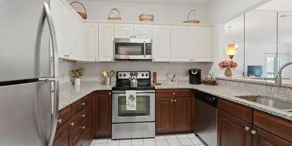 Image 4 Image 4