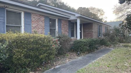 1813 Platt Blvd.