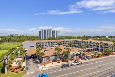6803 N Ocean Blvd.