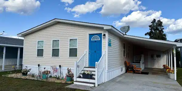 400 Hazelwood Dr.