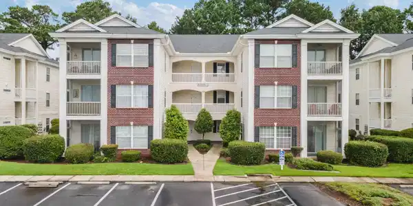 1310 River Oaks Dr.