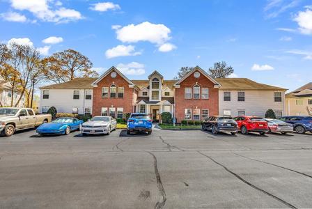4385 Daphne Ln.