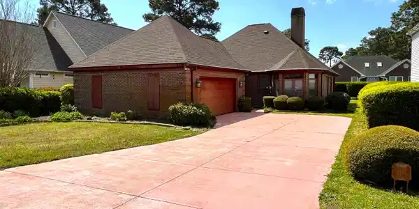 2118 N Berwick Dr.