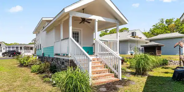 5400 Little River Neck Rd.