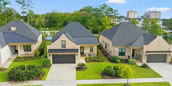 8338 Cape Dutch Loop