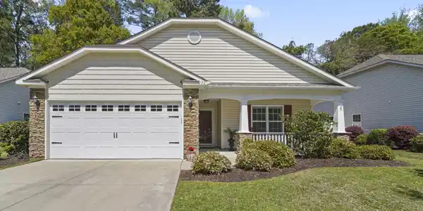 122 Clearwater Dr.