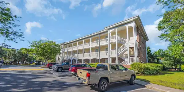 683 Riverwalk Dr.