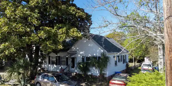 406 13th Ave. S