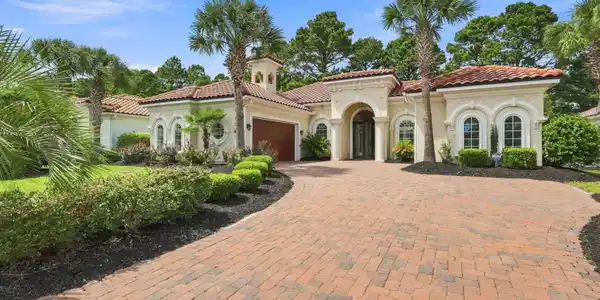8853 Palencia Ct.