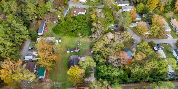 Image 4: Drone / aerial view