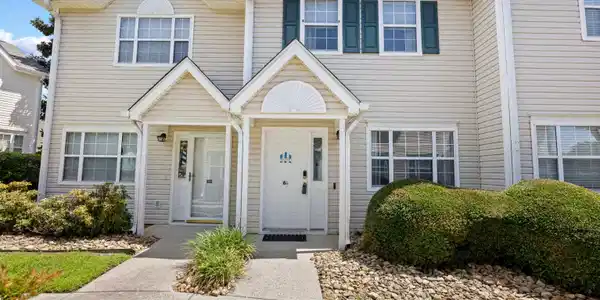 614 3rd Ave. S