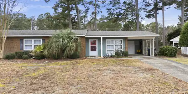 3751 Spruce Dr.