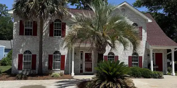 1444A Bessant Ave.