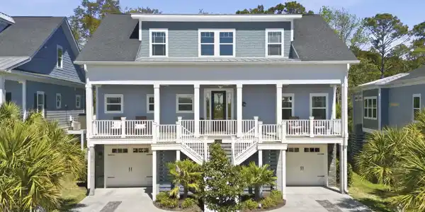 1100 Marsh View Dr.