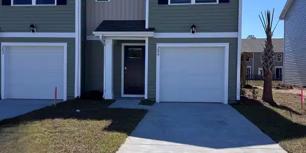 204 Bayou Loop