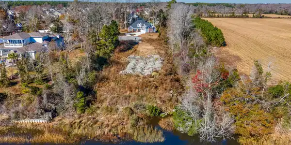 9717 Anchor Dr.