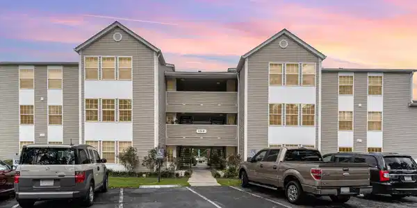 120 Spanish Oak Ct.