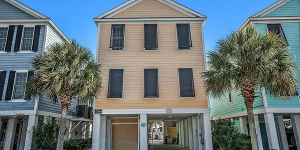 219 N Yaupon Dr.
