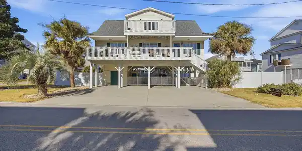 3101 Nixon St.