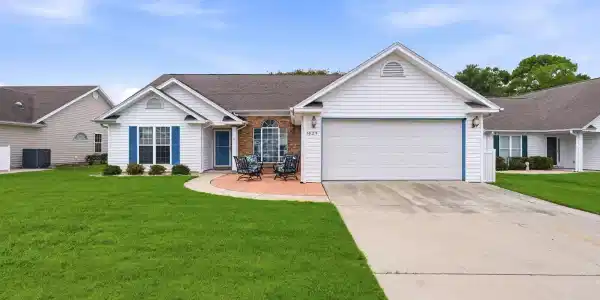 1429 Ashton Glenn Dr